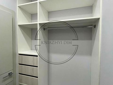 квартира за адресою Дніпровська набережна вул., 17В