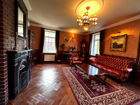 будинок за адресою вулиця Кошового