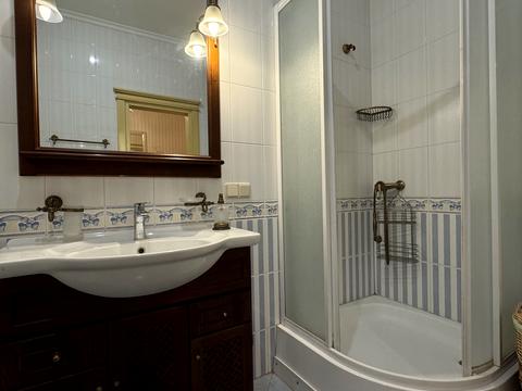квартира за адресою Кловський узвіз, 5