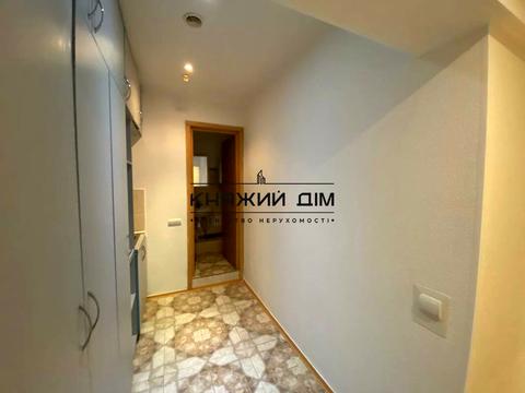 коммерческая по адресу Дегтяревская ул., 11-В