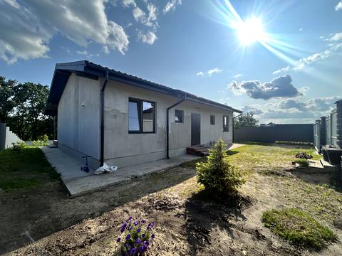 будинок за адресою с. Іванковичі, Нова, 1