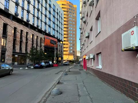 коммерческая по адресу Ломаная ул., 17