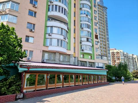 коммерческая по адресу Владимира Ивасюка просп. (Героїв Сталінграду), 12-Д