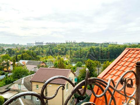 будинок за адресою Добросусідська вул.