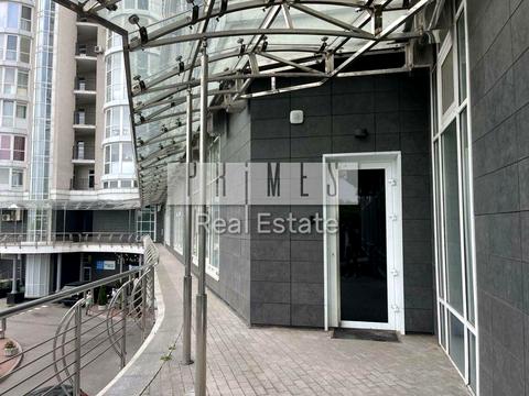 комерційна за адресою Оболонська набережна вул., 1