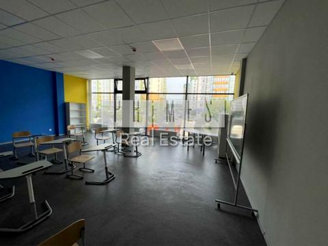 коммерческая по адресу Василия Стуса ул., 65