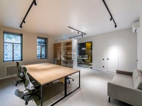 комерційна за адресою Київ, Богдана Хмельницького вул., 9