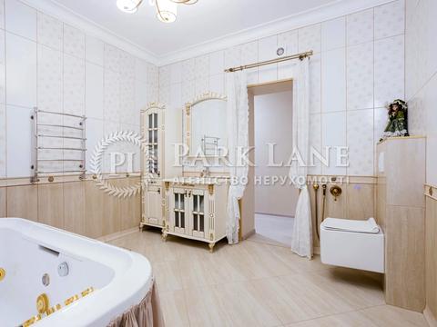 будинок за адресою Молодіжна вул.