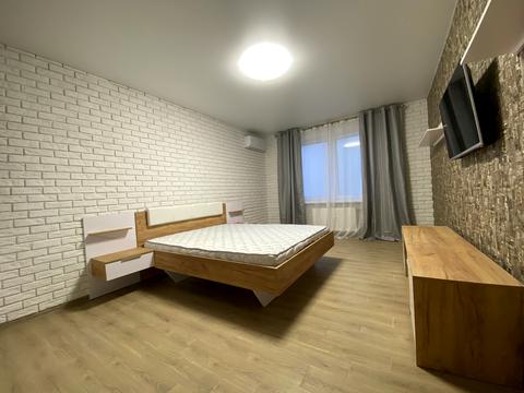 квартира за адресою Михайла Донця вул., 2-Б