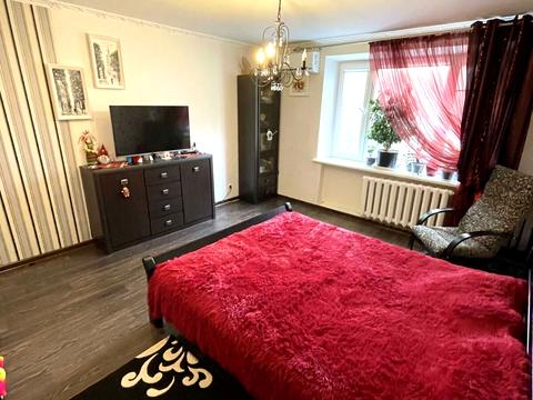 квартира по адресу Олега Антонова, 12