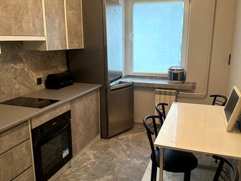 квартира за адресою Дачна вул. (Бориса Гаріна), 51