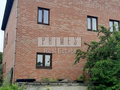 дом по адресу Київська вул.