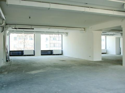 комерційна за адресою Саксаганського вул., 53/80