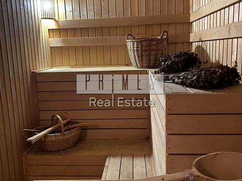 будинок за адресою Вишнева вул.