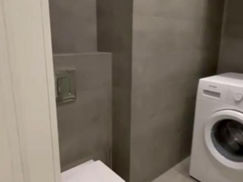 квартира за адресою Сім'ї Кульженків вул. (Петра Дегтяренка), 31-Б