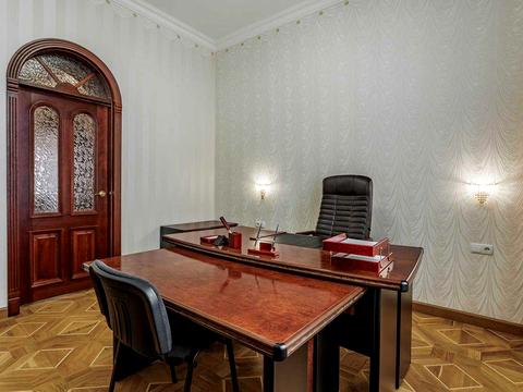 комерційна за адресою Ярославів Вал вул., 14-Г