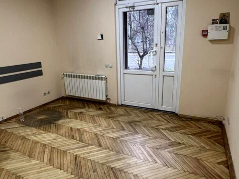 комерційна за адресою Стрийська вул., 70