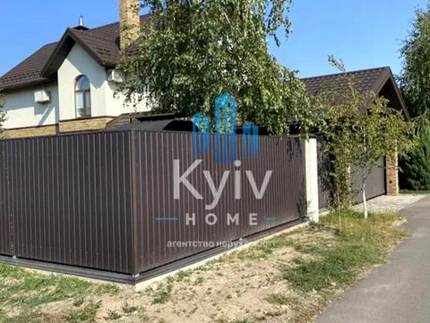 будинок за адресою Героїв Майдану вул.