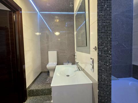 квартира за адресою Андрія Верхогляда вул. (Михайла Драгомирова), 3