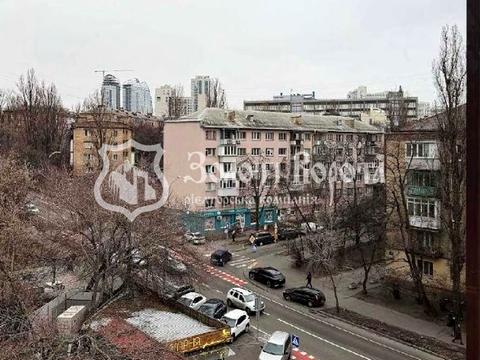 квартира за адресою Андрія Верхогляда вул. (Михайла Драгомирова), 10/10