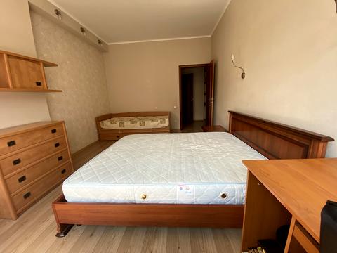 квартира за адресою Євгена Коновальця вул. (Щорса), 32-Б