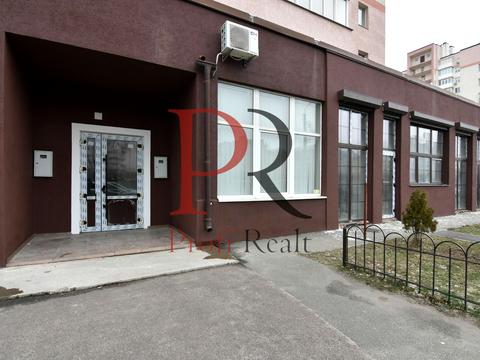 коммерческая по адресу Івана Франка ул., 6