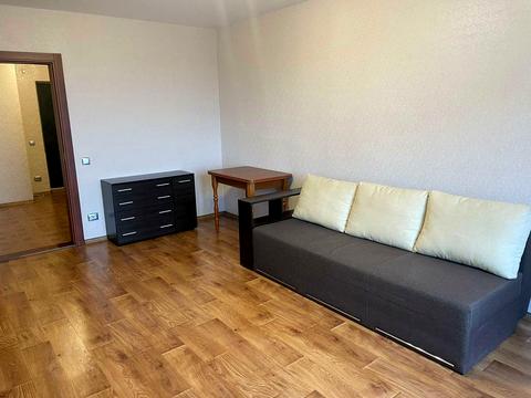 квартира по адресу Академика Глушкова просп., 9е