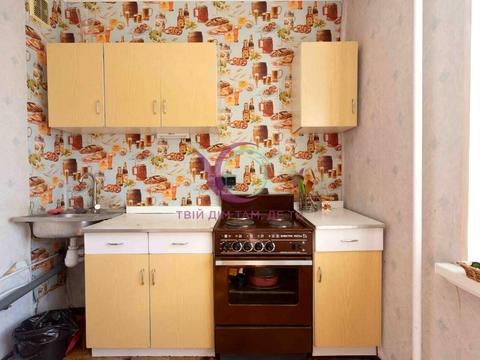 квартира за адресою Ревуцького вул., 18