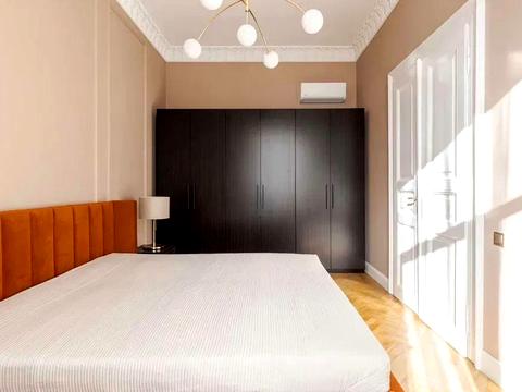 квартира по адресу Мартовича ул., 8
