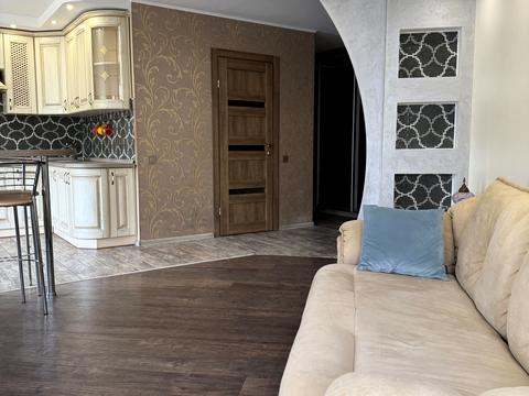 квартира за адресою Гетьманська вул., 12