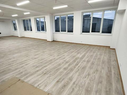 комерційна за адресою Зелена вул., 149