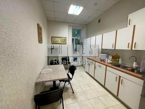 комерційна за адресою Панаса Мирного вул., 1