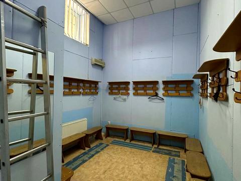 комерційна за адресою Сергія Подолинського вул. (Благоєва), 31г