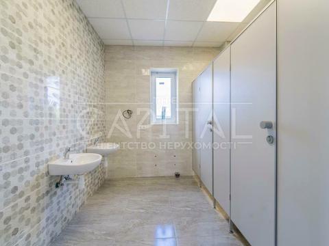 комерційна за адресою Стеценка вул., 30