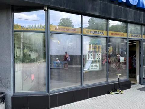 коммерческая по адресу Камянская ул., 40