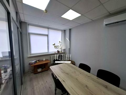 коммерческая по адресу Леси Украинки бульв., 34