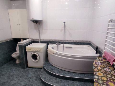 квартира за адресою Довженка вул., 8