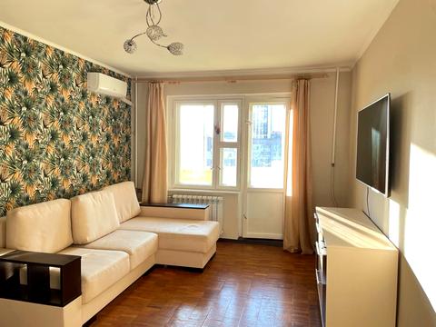 квартира за адресою В'ячеслава Чорновола вул., 10