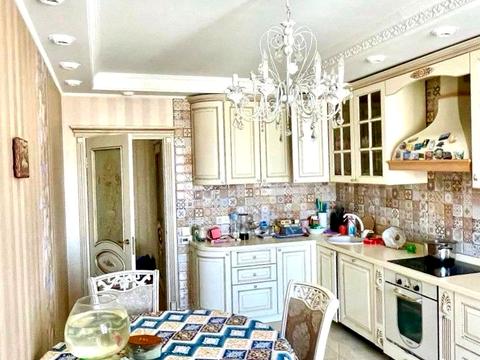 квартира за адресою Дмитрівська вул., 75