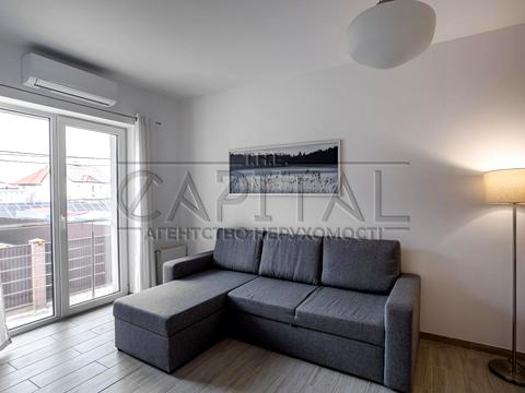 будинок за адресою Лінія 11-а вул., 20