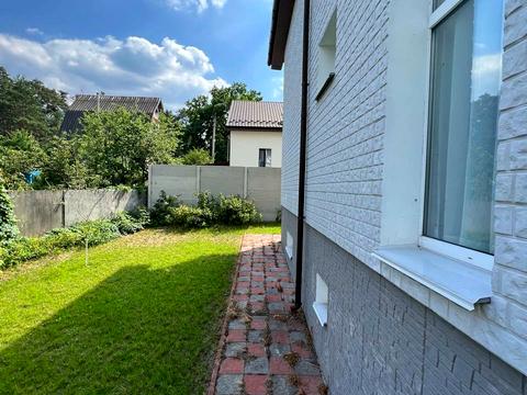 дом по адресу с. Забучье, Рідна