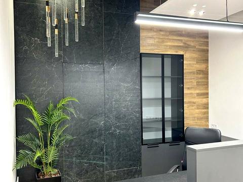 комерційна за адресою Кловський узвіз (Кловський), 7