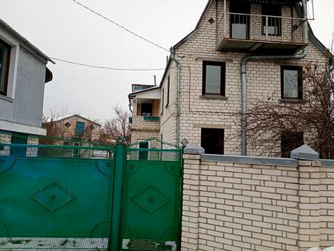 будинок за адресою Вишнева