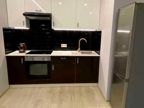 квартира за адресою Сахарова, 3