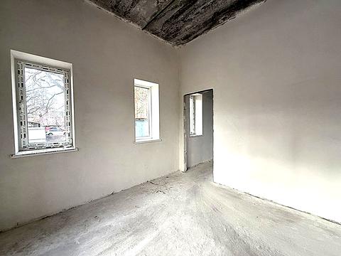 коммерческая по адресу Соборна, 107