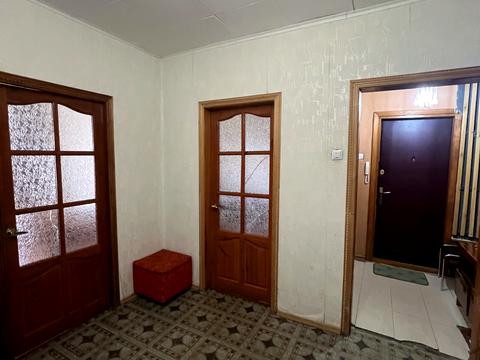 квартира за адресою Академіка Єфремова вул. (Командарма Уборевича), 19