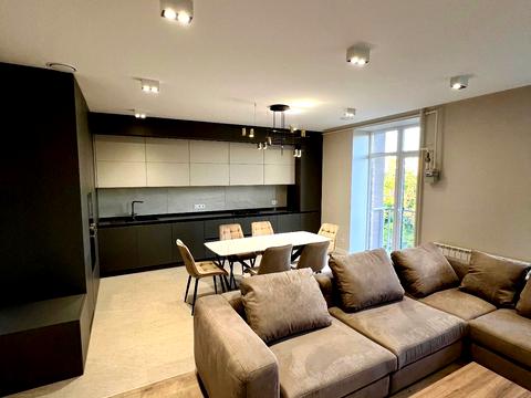 квартира за адресою Мала Морська вул., 24а