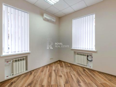 комерційна за адресою Олеся Гончара вул., 84