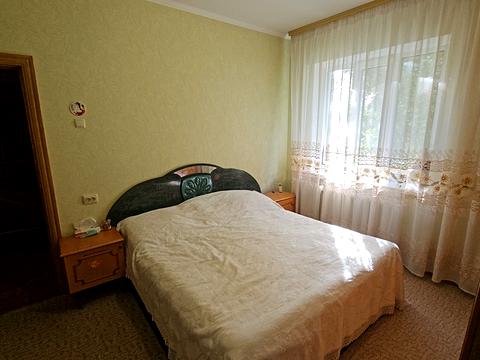 дом по адресу вулиця Євгенія Столбова