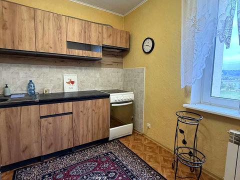 квартира за адресою Дніпровська набережна вул., 13